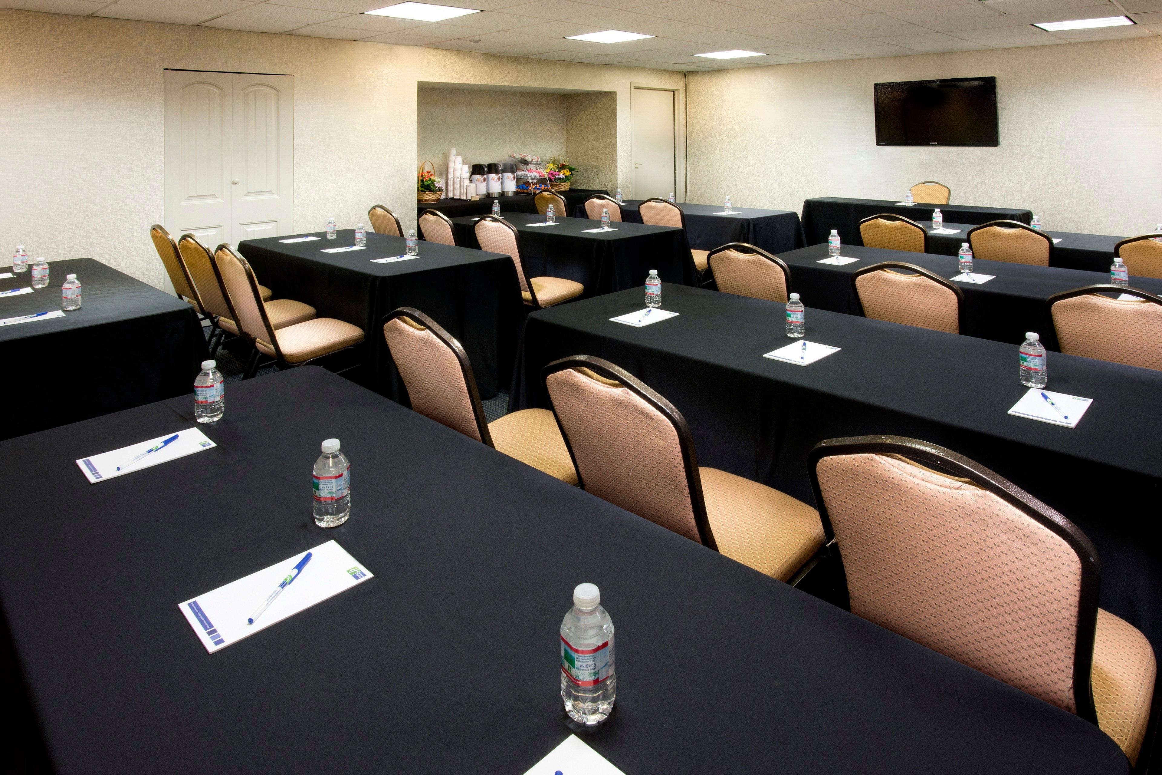 Holiday Inn Express Nashville Airport By Ihg Buitenkant foto