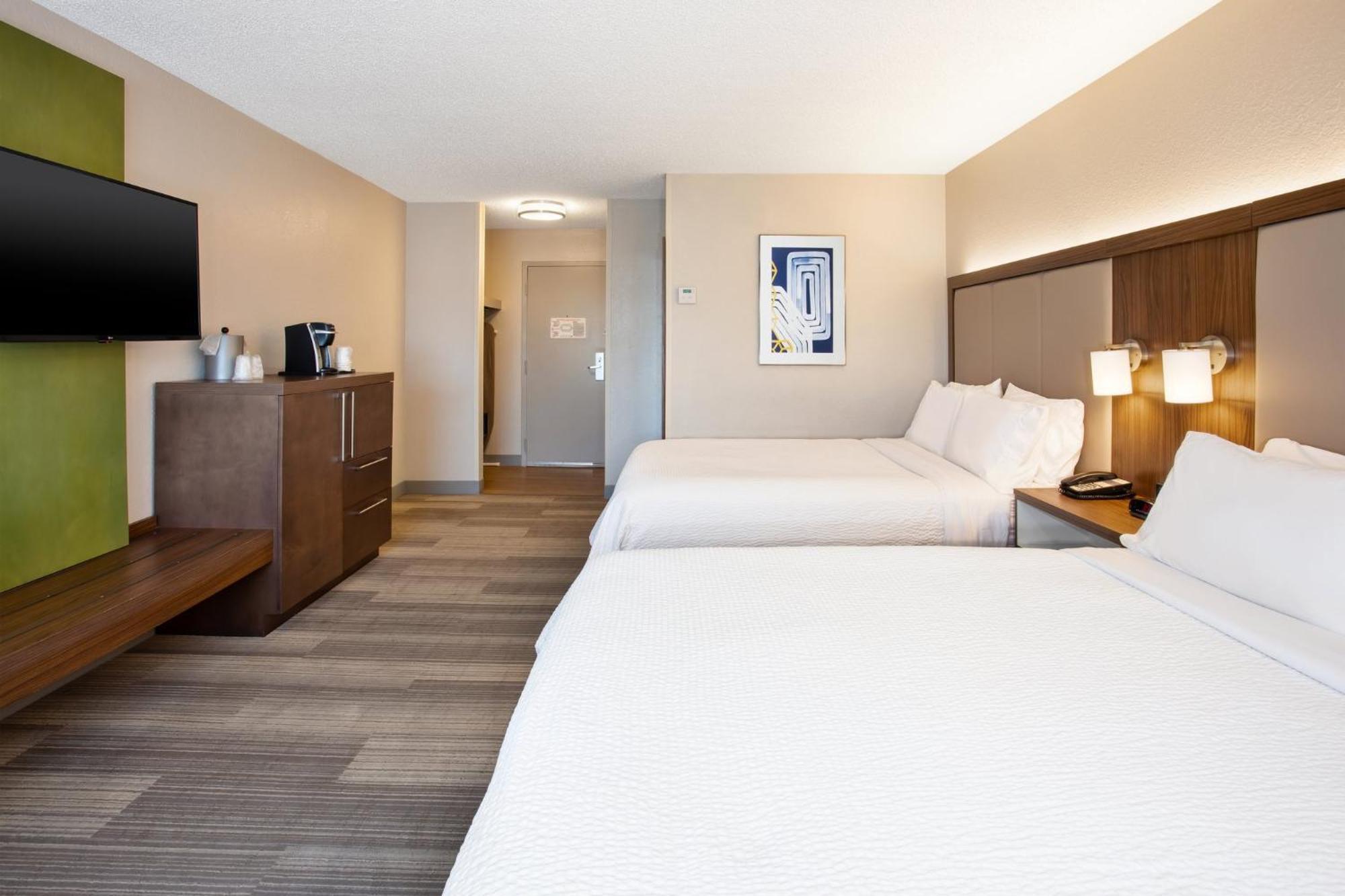 Holiday Inn Express Nashville Airport By Ihg Buitenkant foto
