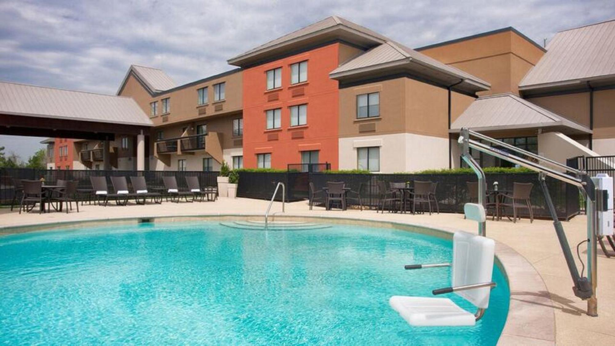 Holiday Inn Express Nashville Airport By Ihg Buitenkant foto